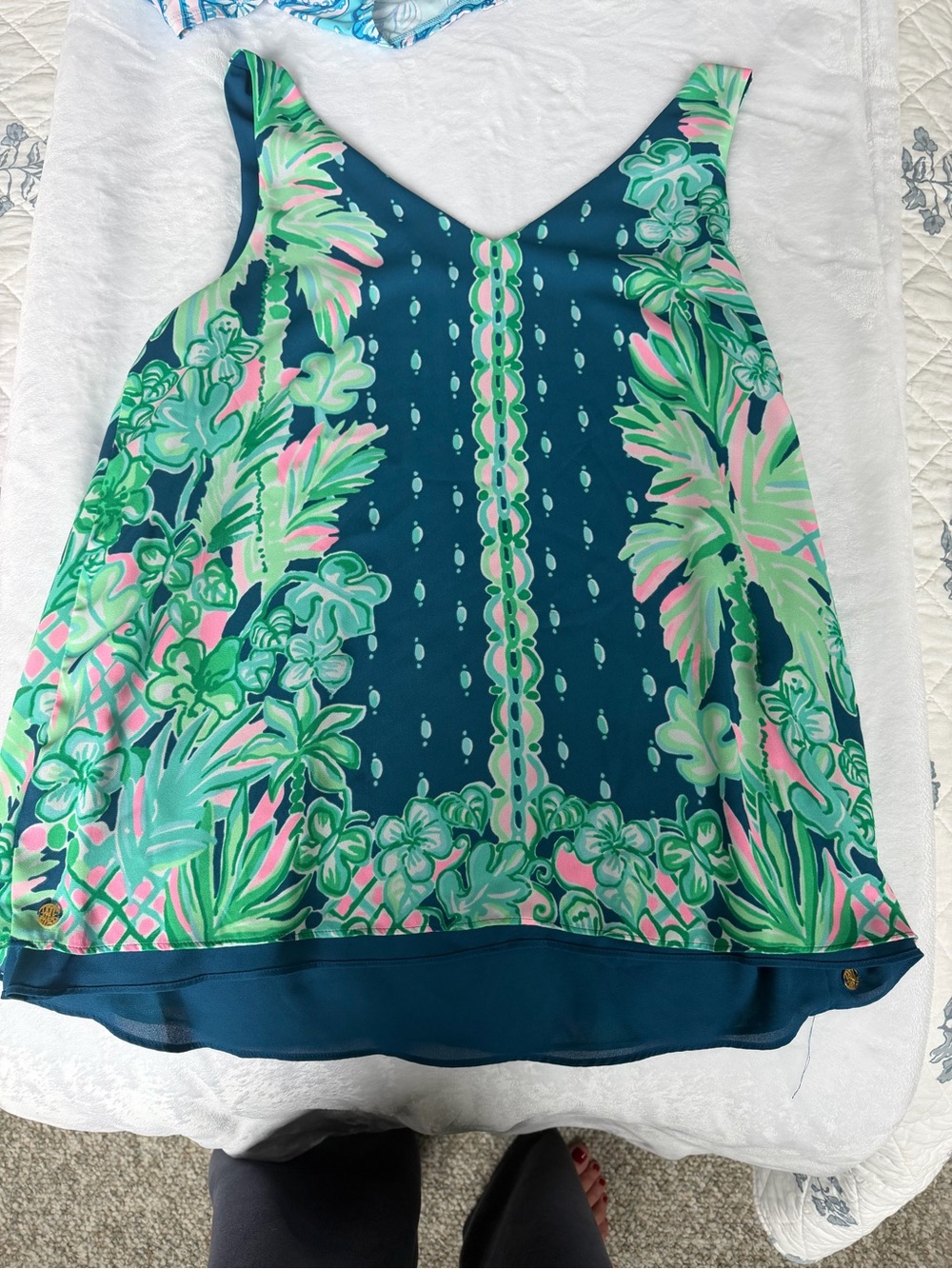 Lilly Pulitzer Women’s Tropical Print V-Neck Tank Top - Teal & Pink blouse